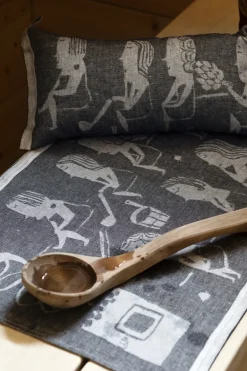 NAISTEN SAUNA saunatyyny